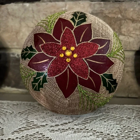 3 Round Burlap Festive Poinsettia lighted Holiday Balls On/off/timer decor - Picture 7 of 8